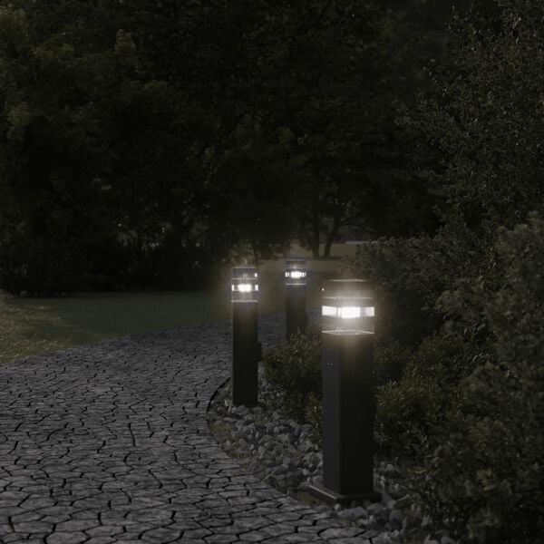 vidaXL Vonkaj&scaron;ia stojaca lampa so z&aacute;suvkou čierna 50 cm hlin&iacute;k