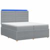 vidaXL LED boxspring posteľ s matracom Svetlosiv&aacute; 200 x 200 cm L&aacute;tka