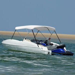 vidaXL Strie&scaron;ka Bimini s 3 obl&uacute;kmi, biela 183x160x137 cm