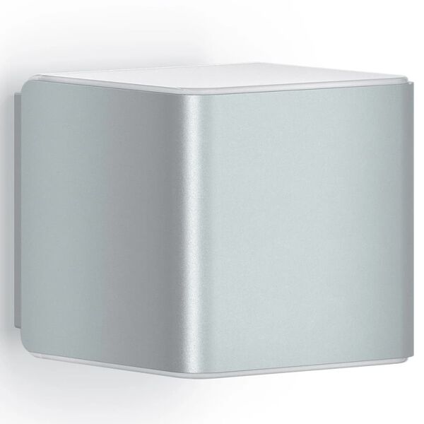 Steinel Vonkaj&scaron;ie senzorov&eacute; svietidlo L 840 LED IHF strieborn&eacute; 055530