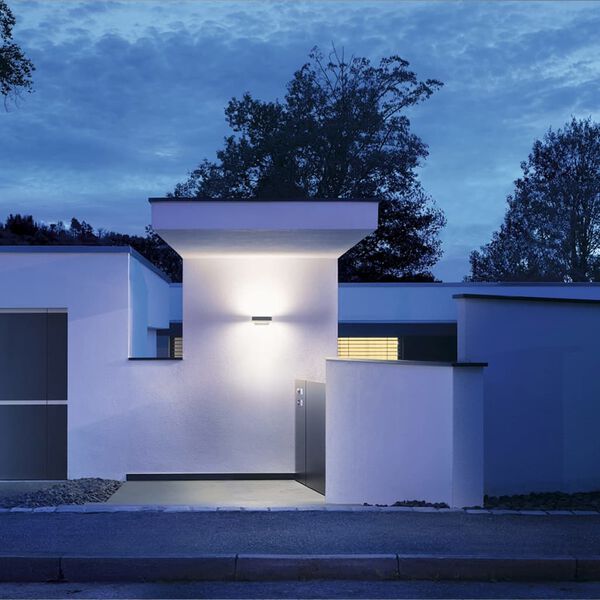 Steinel Dizajnové vonkajšie svietidlo so senzorom L 810 LED iHF