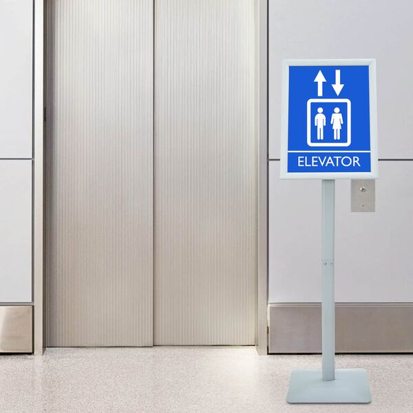 vidaXL Podstavcov&yacute; plag&aacute;tov&yacute; stojan Strieborn&aacute; 32,5 x 27 x 126 cm