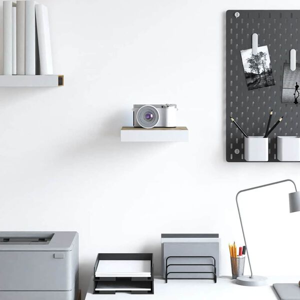 vidaXL Pl&aacute;vaj&uacute;ca n&aacute;stenn&aacute; polica dub a biela 23x23,5x3,8 cm MDF