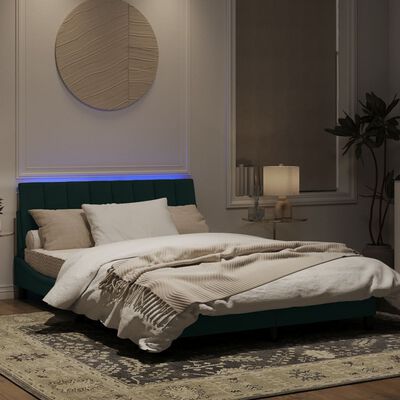 vidaXL Rám postele s LED svetlami tmavozelený 120x200 cm zamat