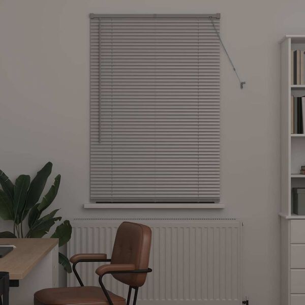 Zobrazuje sa obr&aacute;zok produktu 3 z 17