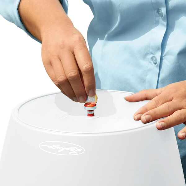 LECHUZA Kvetináč Classico Color 28 ALL-IN-ONE lesklá biela 13190