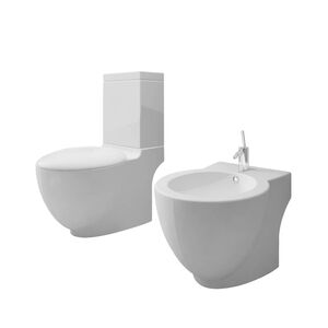Biela keramick&aacute; toaleta a bidet
