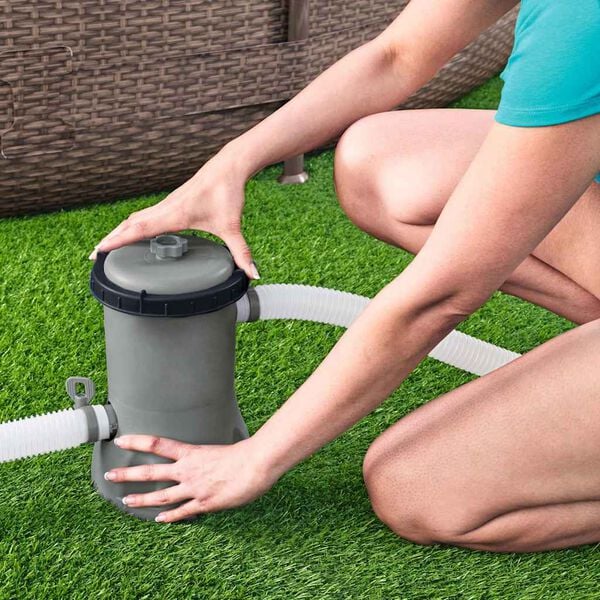 Bestway Flowclear Filtračn&eacute; čerpadlo do baz&eacute;na 2006 l/h