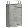 vidaXL Botn&iacute;k bet&oacute;novo siv&yacute; 63x24x104 cm spracovan&eacute; drevo