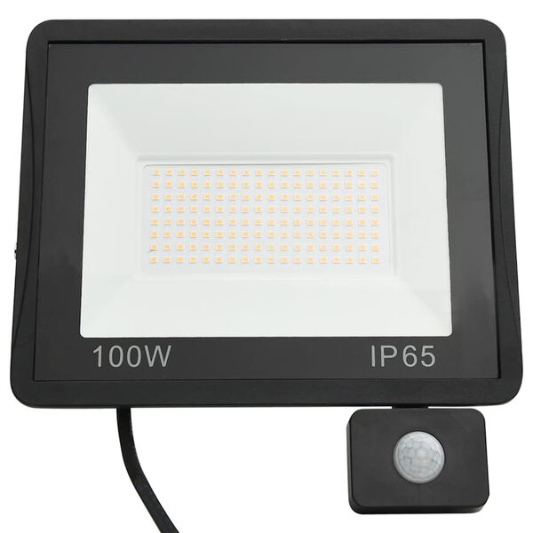 Zobrazuje sa obr&aacute;zok produktu 4 z 13