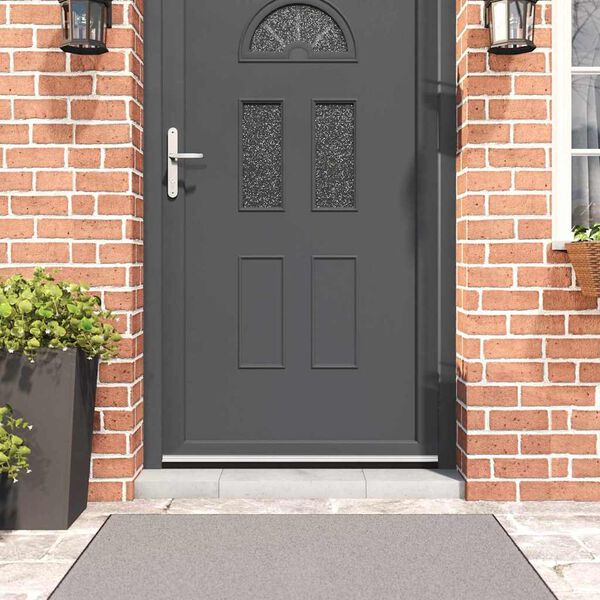 vidaXL Samolepiace tesnenia dver&iacute; s kefou 6 pcs Strieborn&aacute; 100 cm