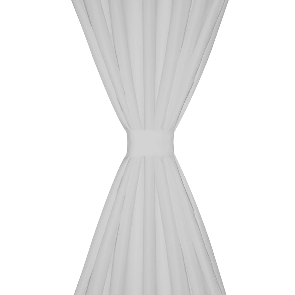 Biele saténové závesy s pútkami 140 x 245 cm 2 ks