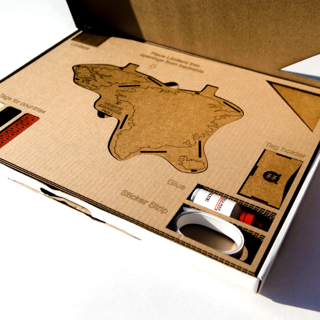 MiMi Innovations Drevená nástenná mapa sveta Luxury, hnedá 130x78 cm